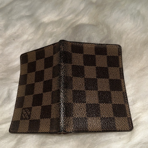 Louis Vuitton Wallet - Picture 3 of 7